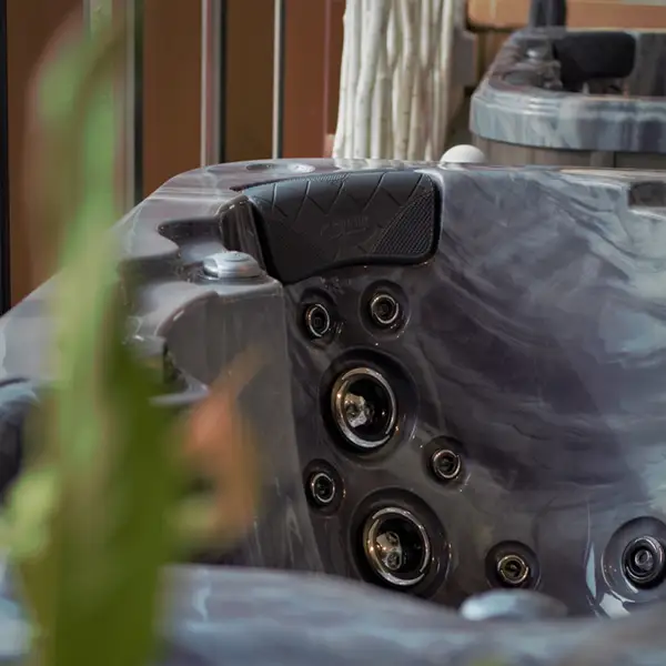 960318FF-E784-491A-810C-7A7C26327170